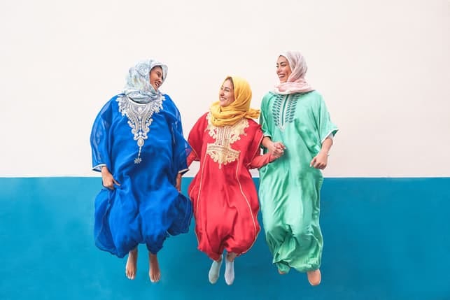 arab women having fun together